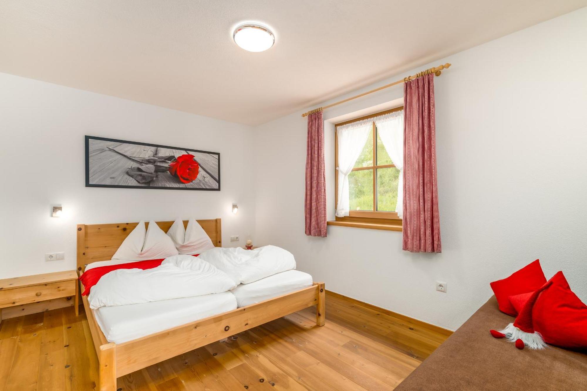 Tratterhof Apartments Vallarga 外观 照片