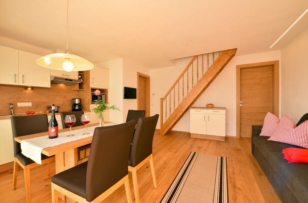 Tratterhof Apartments Vallarga 外观 照片
